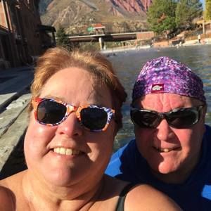 Meet your Posher, Mona